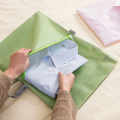 《JMALL》簡便輕巧可褶疊衣物收納袋/手提旅行袋